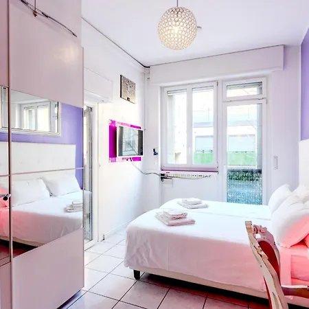 Duomo Luxury House Terrace Parking Garden 8 Bed Holiday home Milan