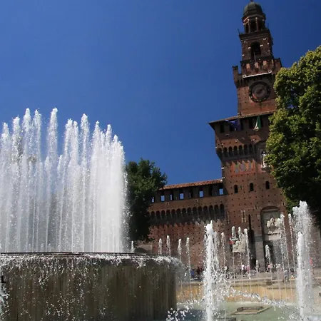 بيت للعطل Duomo Luxury House Terrace Parking Garden 8 Bed