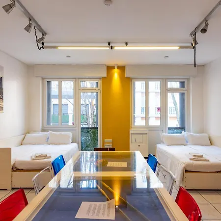 Duomo Luxury House Terrace Parking Garden 8 Bed ميلان