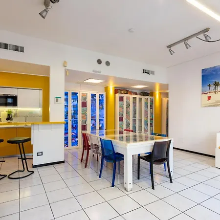 Duomo Luxury House Terrace Parking Garden 8 Bed * ميلان